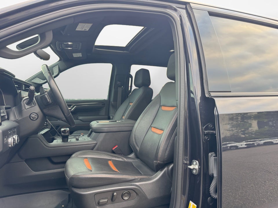 2022 GMC Sierra AT4
