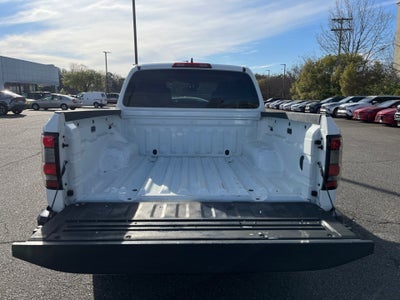 2022 Nissan Frontier Crew Cab S 4x4