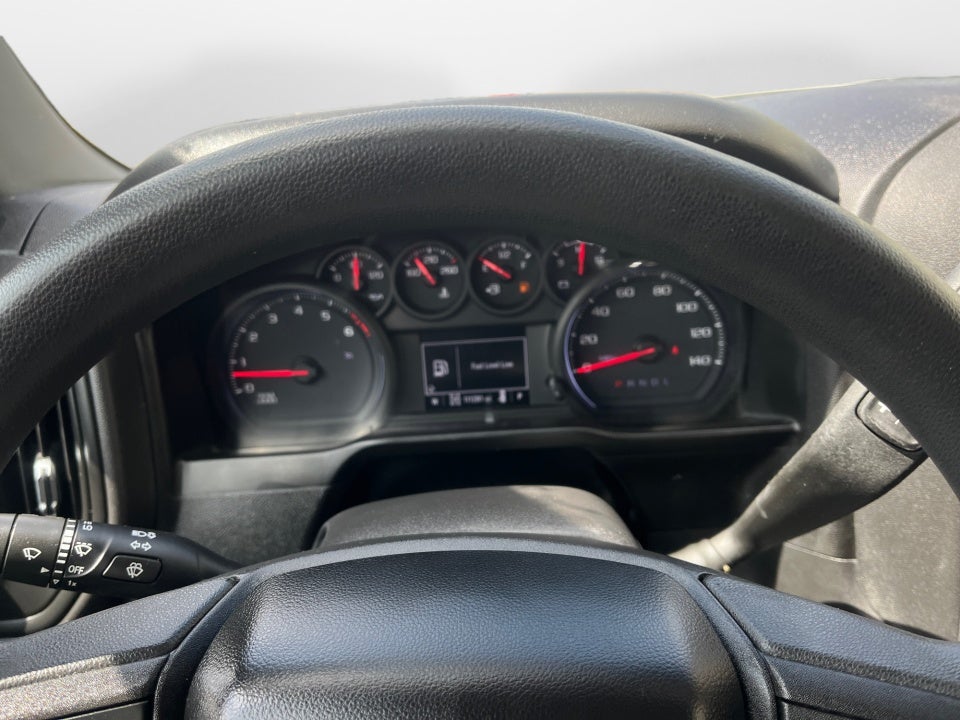 2020 Chevrolet Silverado 4WD Crew Cab Short Bed Custom