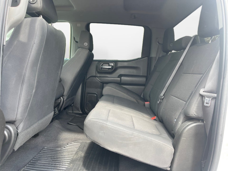 2020 Chevrolet Silverado 4WD Crew Cab Short Bed Custom