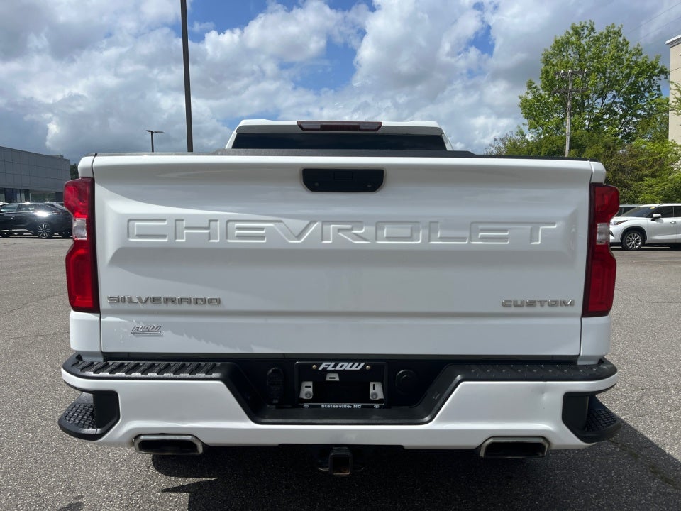 2020 Chevrolet Silverado 4WD Crew Cab Short Bed Custom