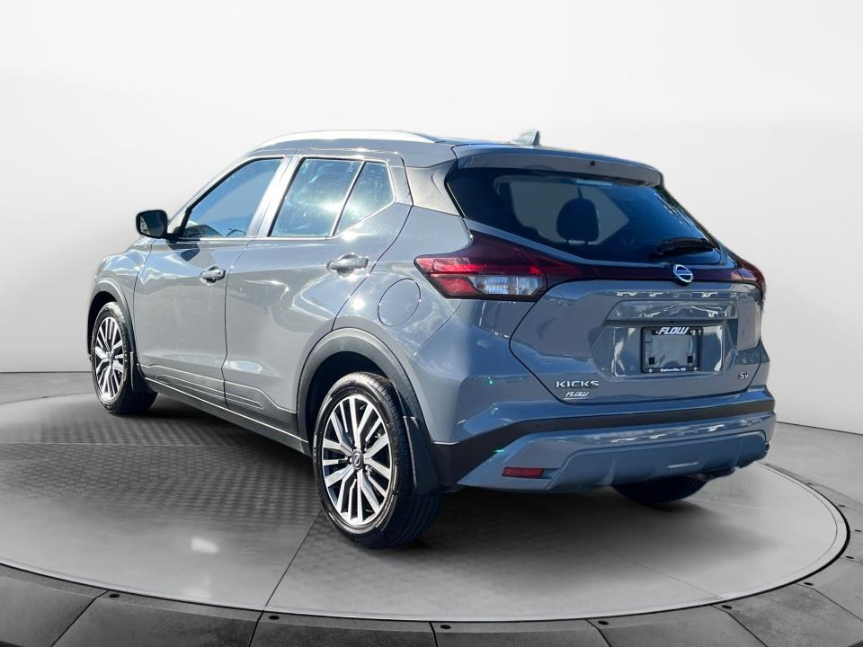 2021 Nissan Kicks SV