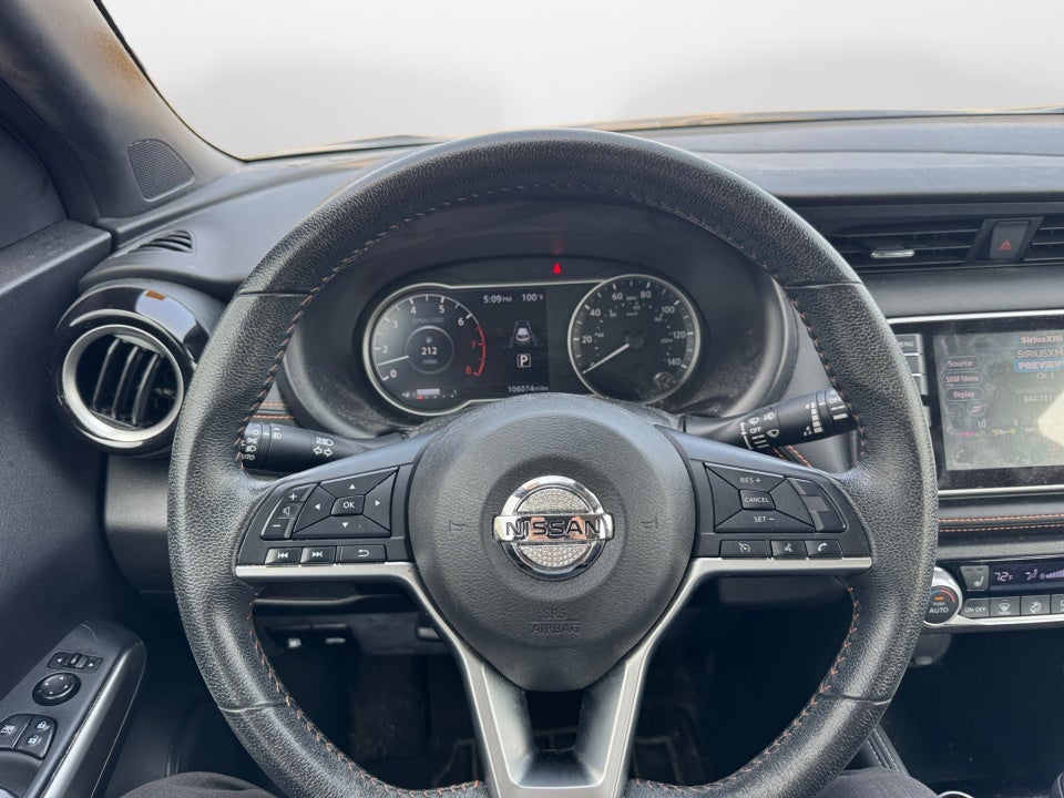 2020 Nissan Kicks SR