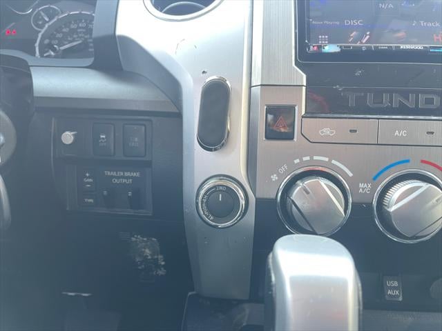 2016 Toyota TUNDRA 4X4 SR5 5.7L V8