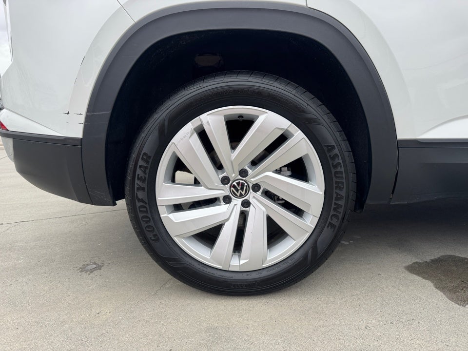 2023 Volkswagen Atlas Cross Sport 2.0T SE w/Technology