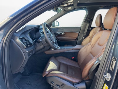 2024 Volvo XC90 B6 Ultimate Bright Theme 7-Seater