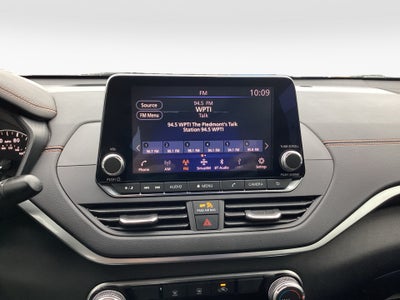 2022 Nissan Altima SR FWD