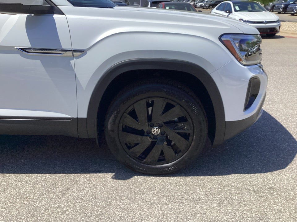 2026 Volkswagen Atlas Cross Sport SE with Technology