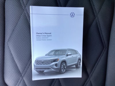 2026 Volkswagen Atlas Cross Sport SE with Technology