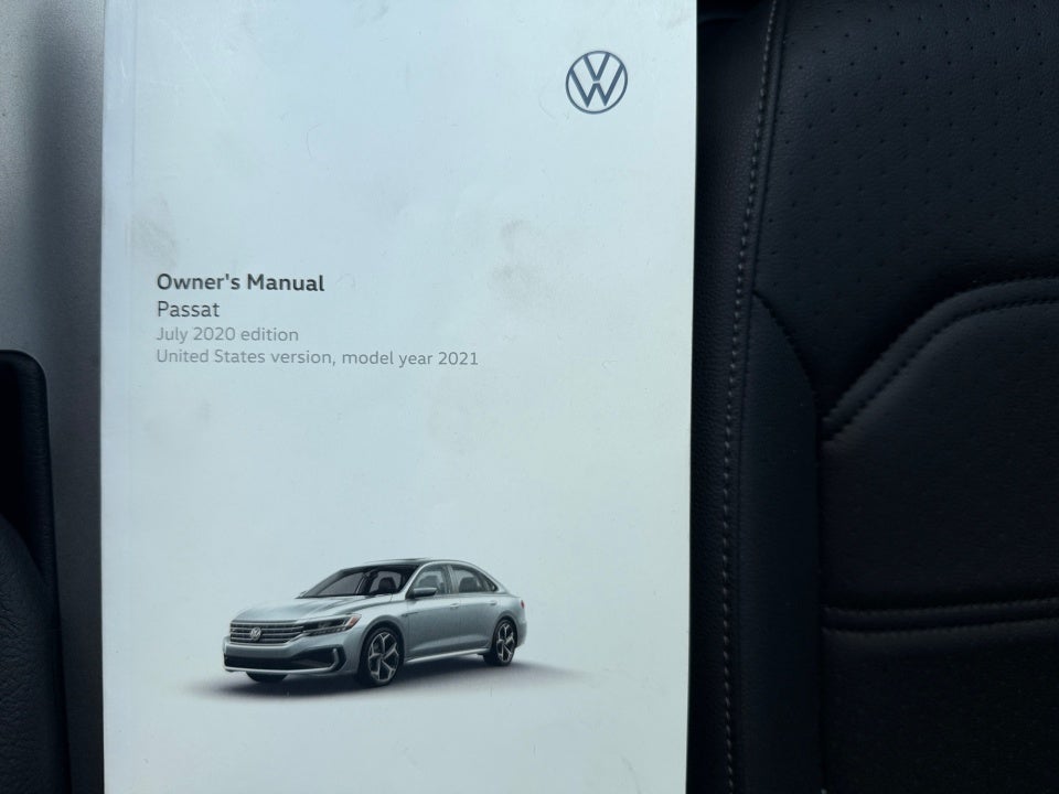 2021 Volkswagen Passat 2.0T R-Line
