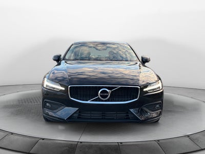 2021 Volvo S60 T5 Momentum