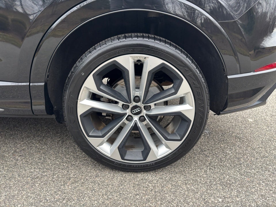 2020 Audi Q3 Premium Plus 45 TFSI S line quattro Tiptronic