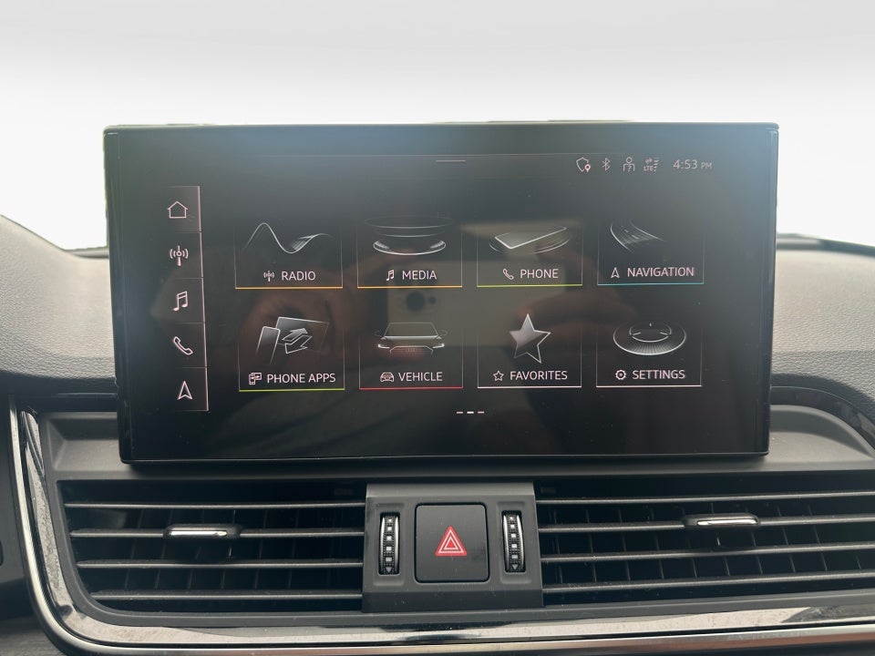 2023 Audi Q5 S line Premium