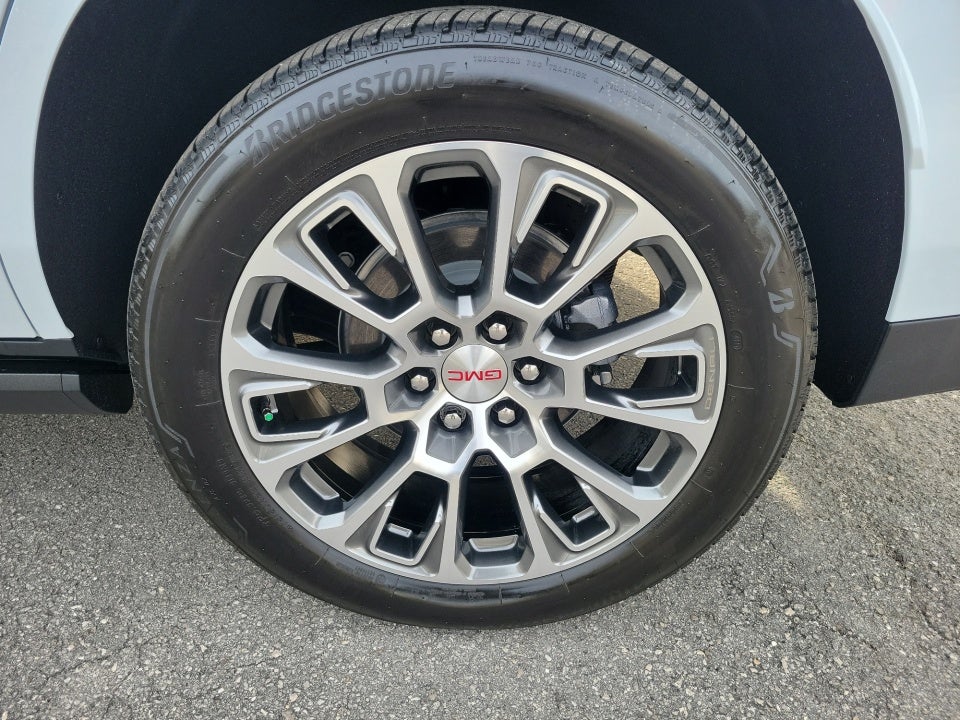 2026 GMC Yukon 4WD Denali