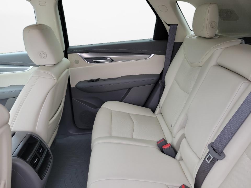 2017 Cadillac XT5 Luxury FWD