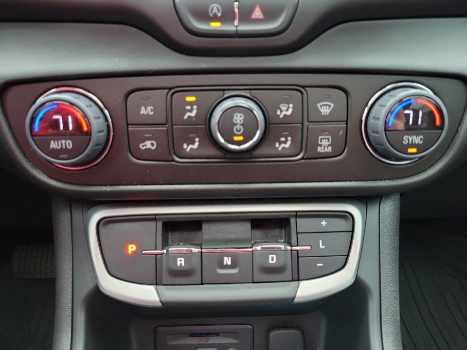 2023 GMC Terrain FWD SLT