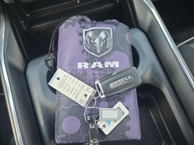 2022 RAM 1500 Laramie Crew Cab 4x4 5'7" Box