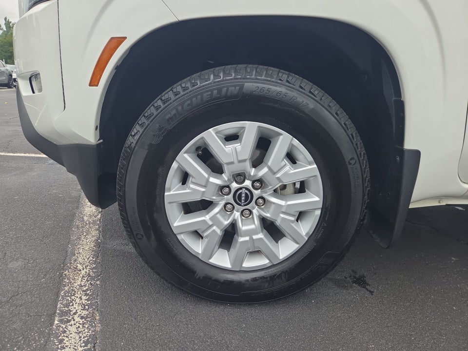 2024 Nissan Frontier Crew Cab SV 4x2
