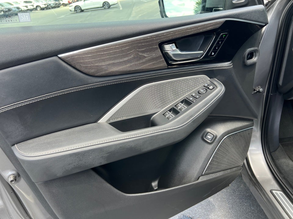 2023 Acura MDX w/Advance Package