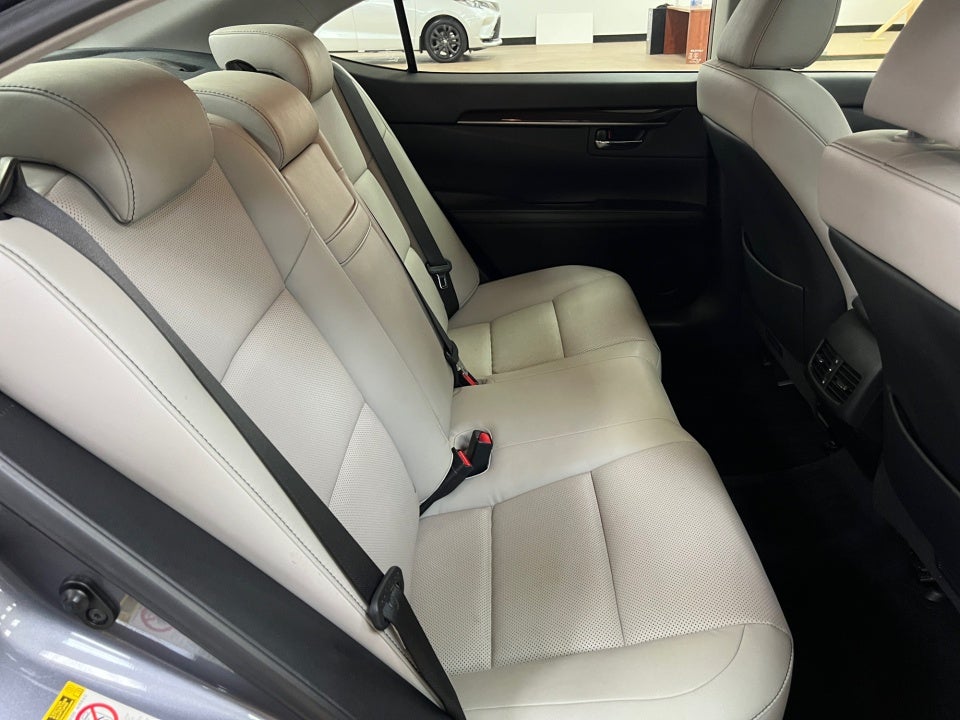 2014 Lexus ES 350 4dr Sdn