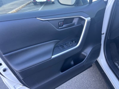 2019 Toyota RAV4 Hybrid LE