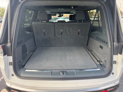 2023 Jeep Grand Wagoneer L Series III