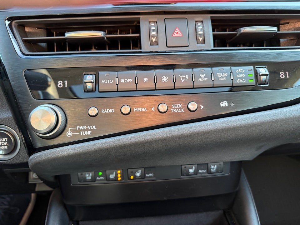 2023 Lexus ES 350 Ultra Luxury