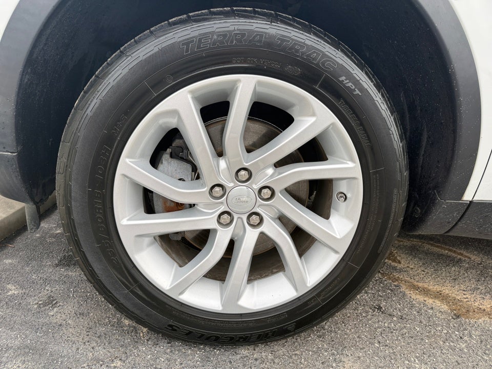 2019 Land Rover Discovery Sport Landmark Edition