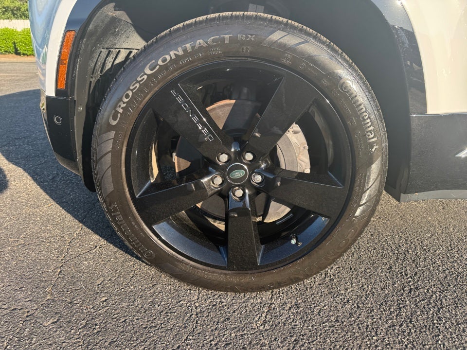 2023 Land Rover Defender 110 X-Dynamic SE