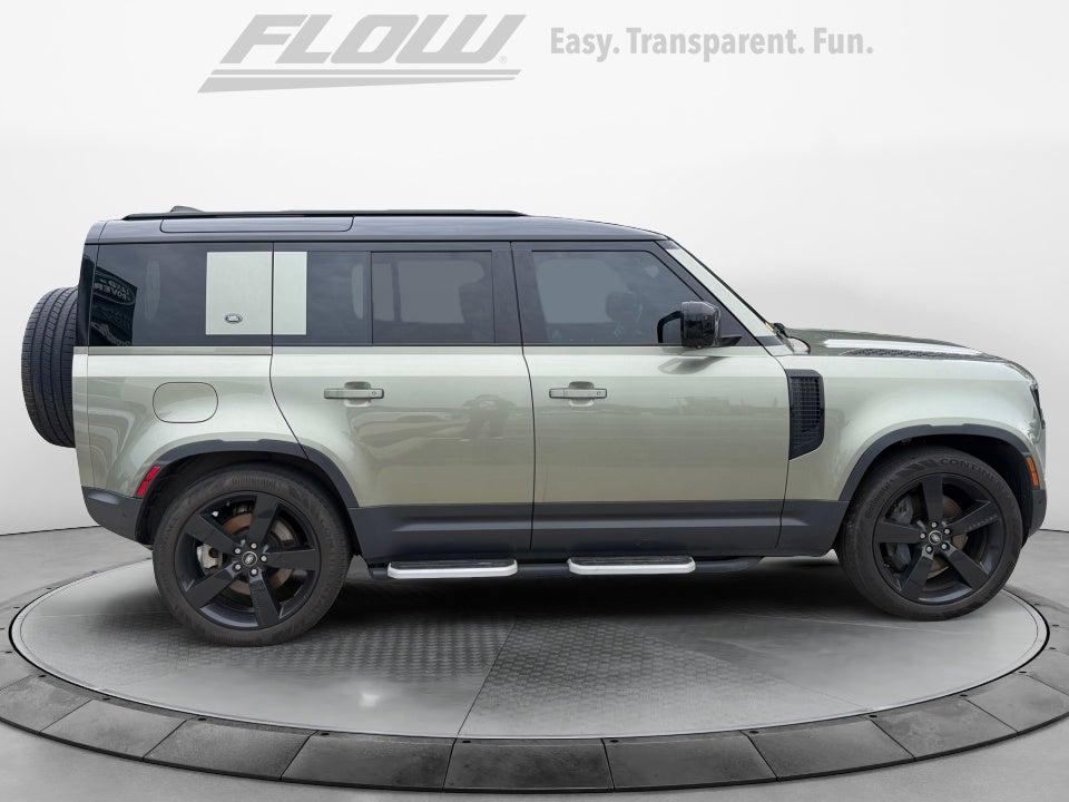 2023 Land Rover Defender SE