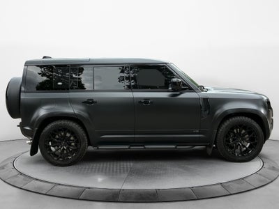2023 Land Rover Defender 110 V8