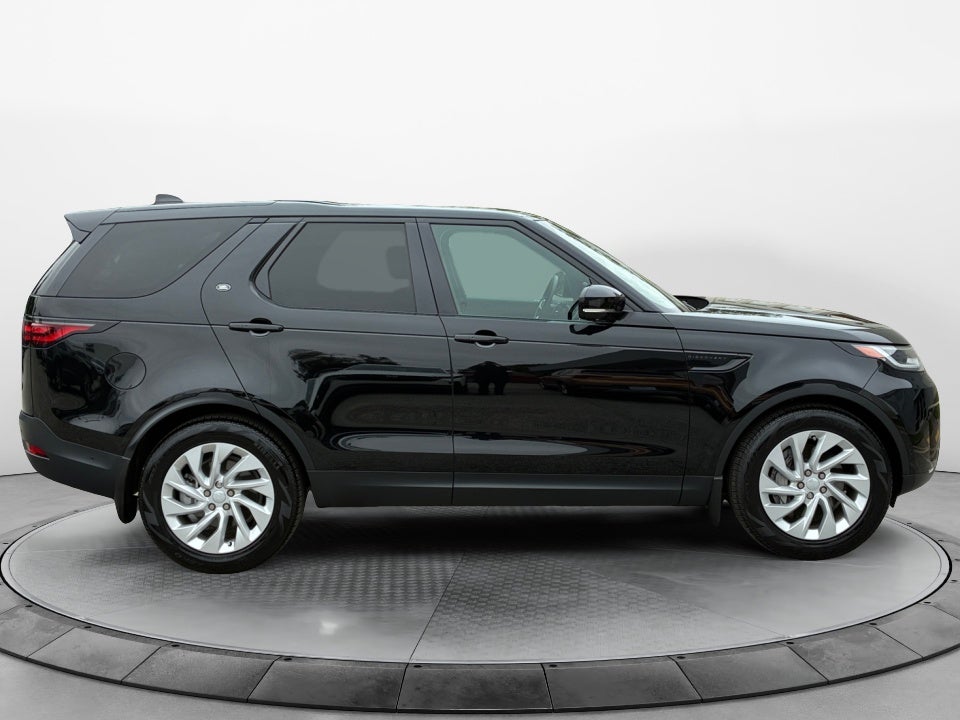 2025 Land Rover Discovery P300 S