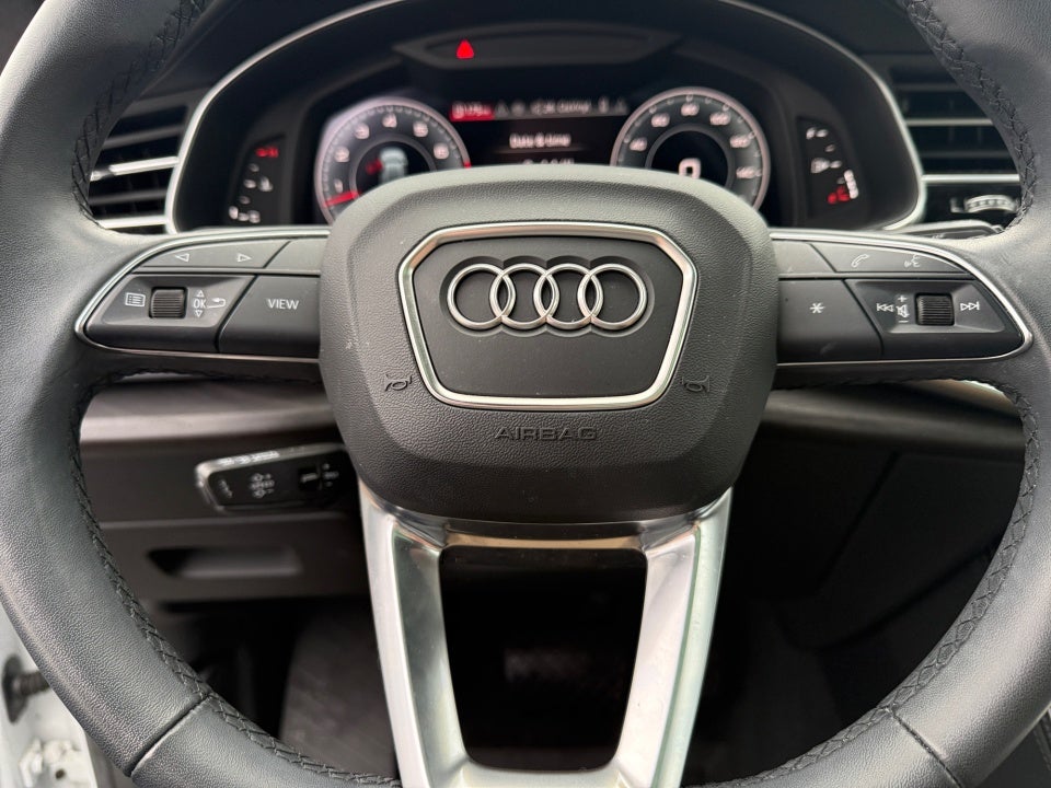 2023 Audi Q8 Prestige 55 TFSI quattro Tiptronic