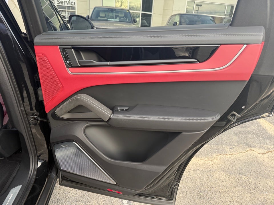 2024 Porsche Cayenne Coupe Base