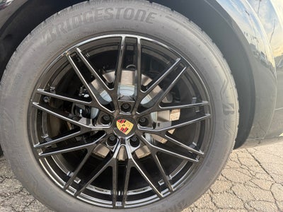 2024 Porsche Cayenne Coupe Base