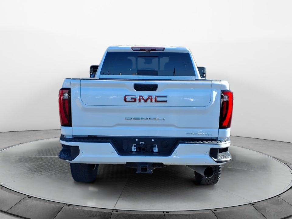 2024 GMC Sierra 2500HD 4WD Crew Cab Standard Bed Denali