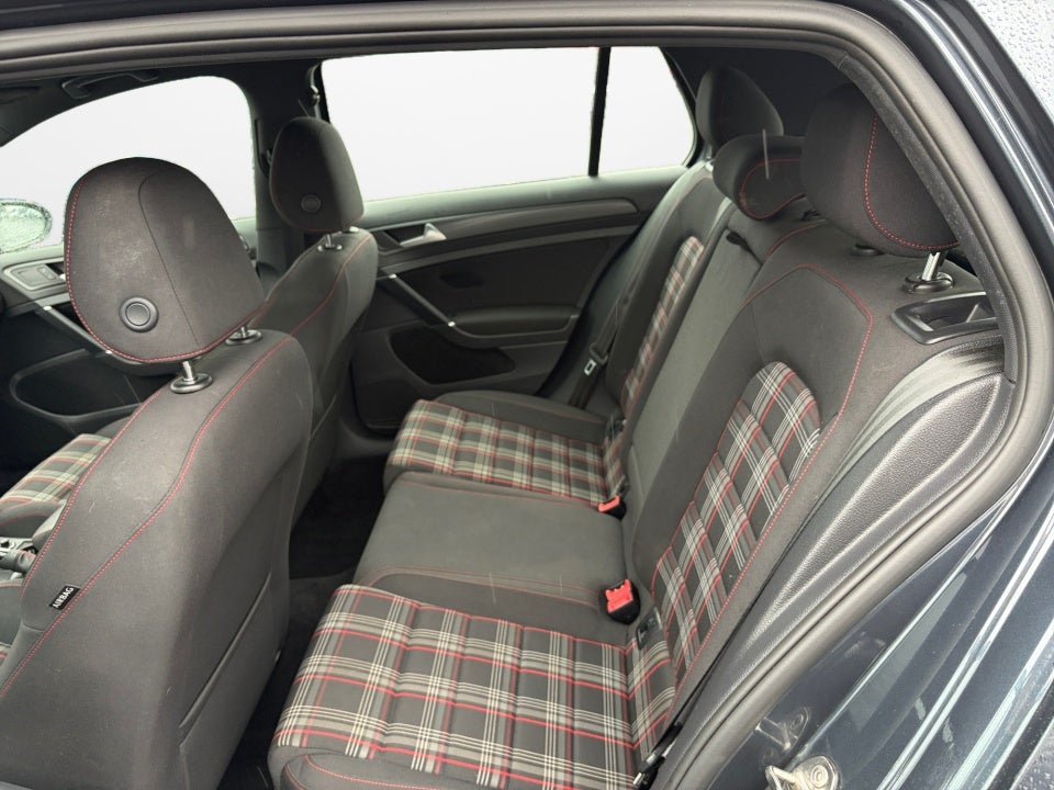 2019 Volkswagen Golf GTI 2.0T SE