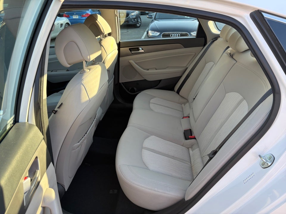 2016 Hyundai Sonata Hybrid SE