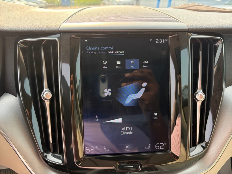 2019 Volvo XC60 Momentum