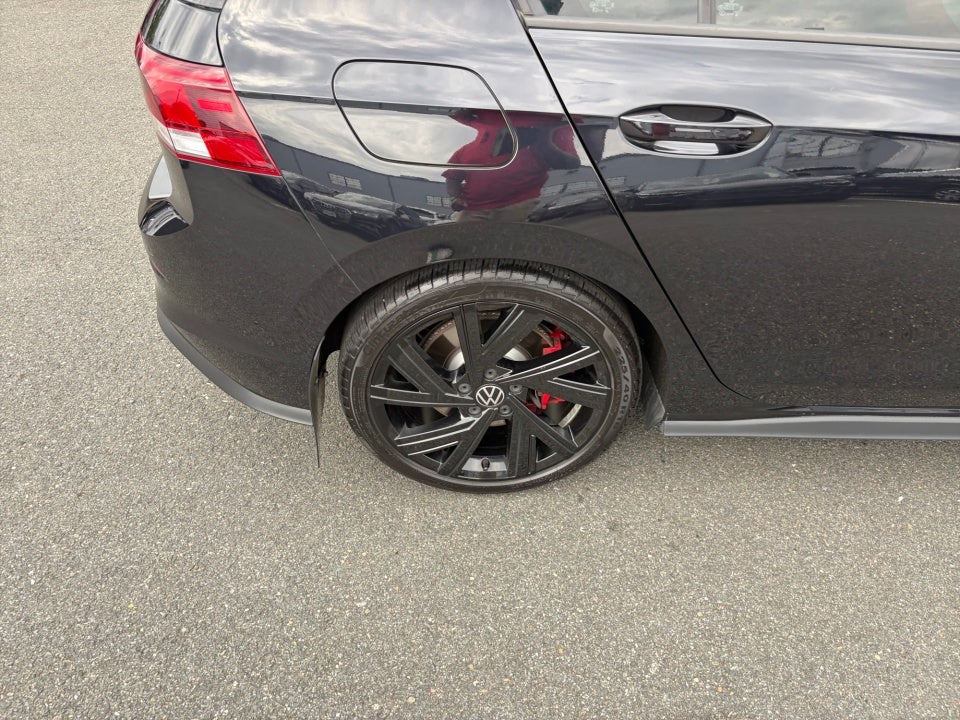 2022 Volkswagen Golf GTI SE