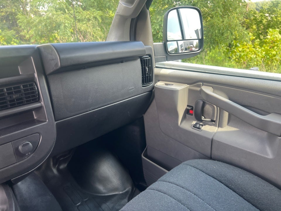 2025 Chevrolet Express Cargo Work Van