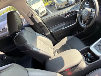 2023 Toyota RAV4 Hybrid Hybrid XLE Premium