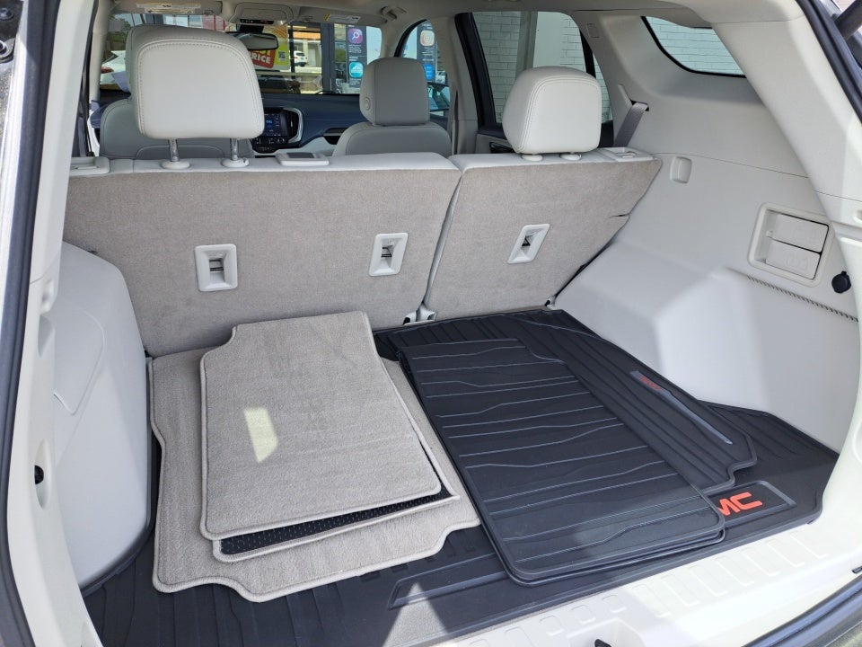 2024 GMC Terrain AWD Denali