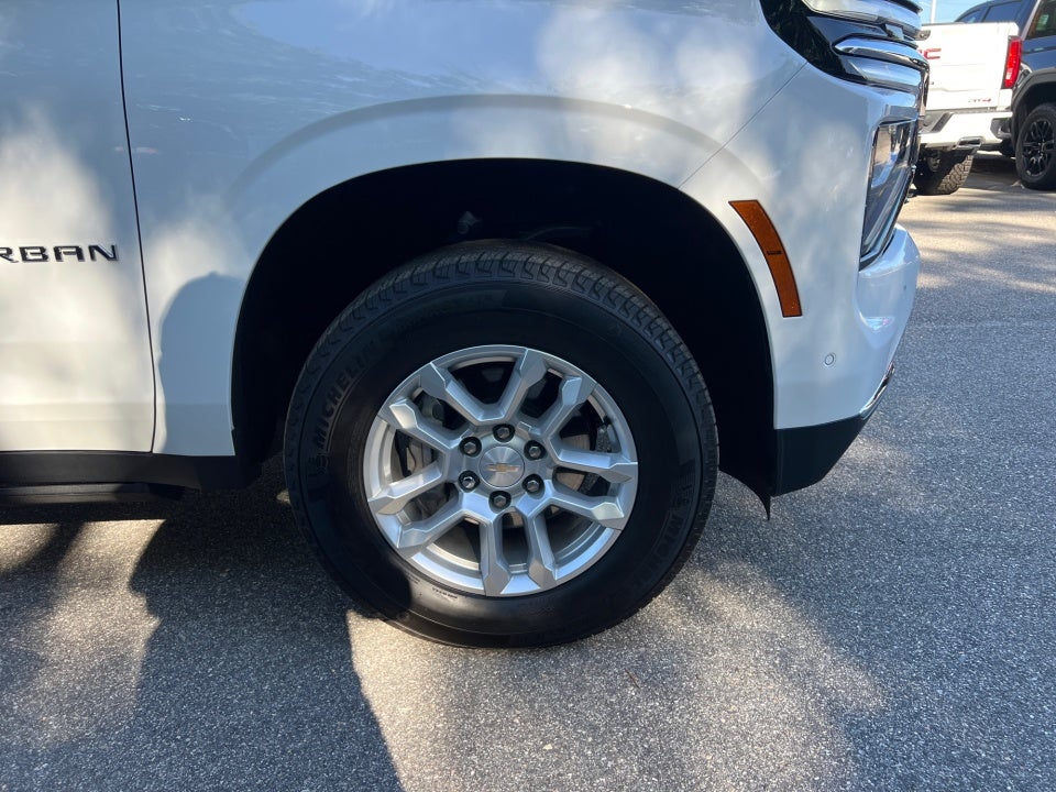 2025 Chevrolet Suburban 2WD LT