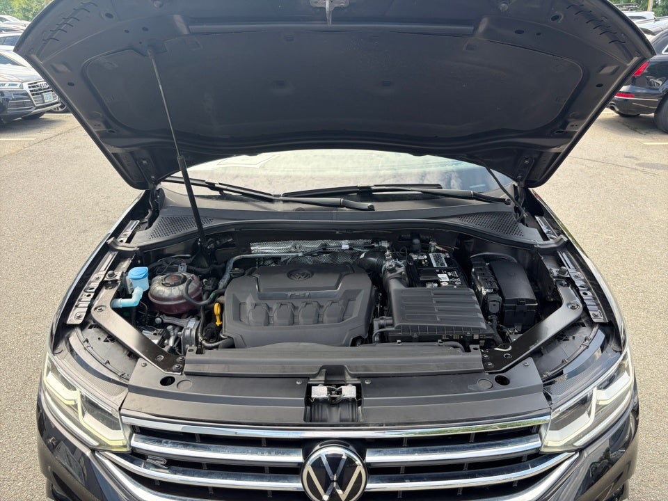 2023 Volkswagen Tiguan SEL R-Line