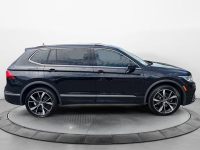 2023 Volkswagen Tiguan SEL R-Line