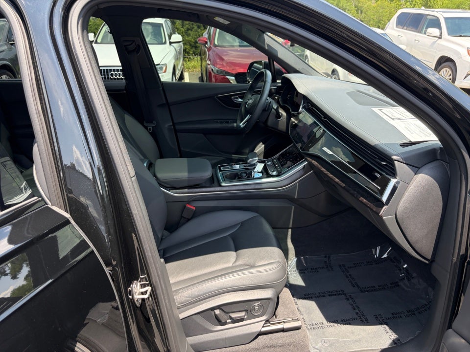 2023 Audi Q7 Premium Plus