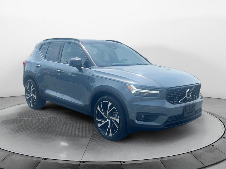 2021 Volvo XC40 R-Design
