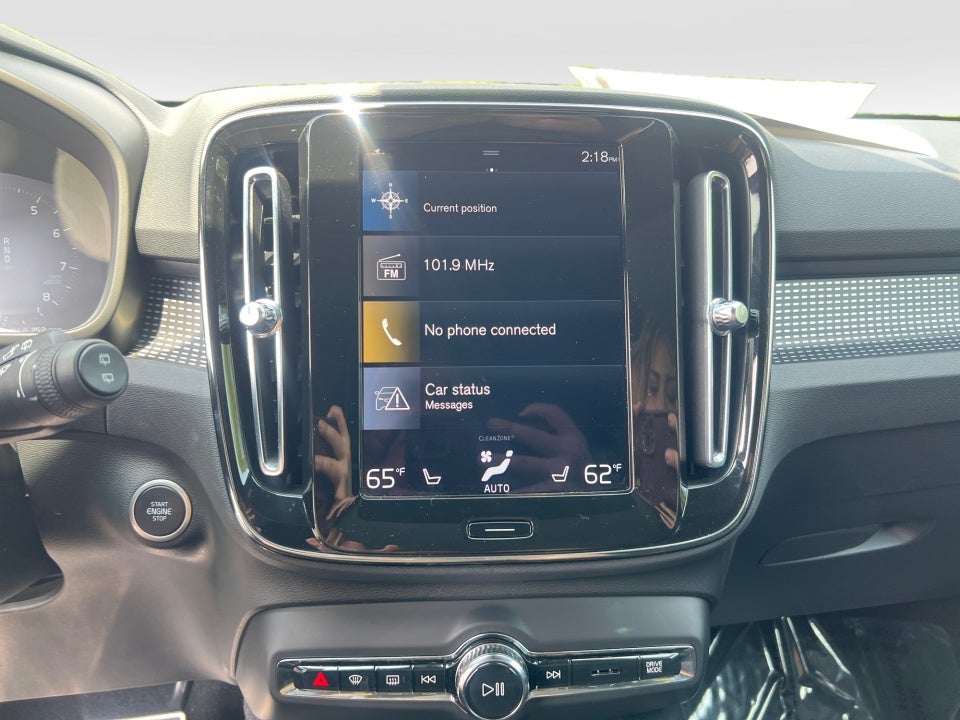 2021 Volvo XC40 R-Design