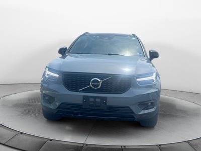 2021 Volvo XC40 R-Design